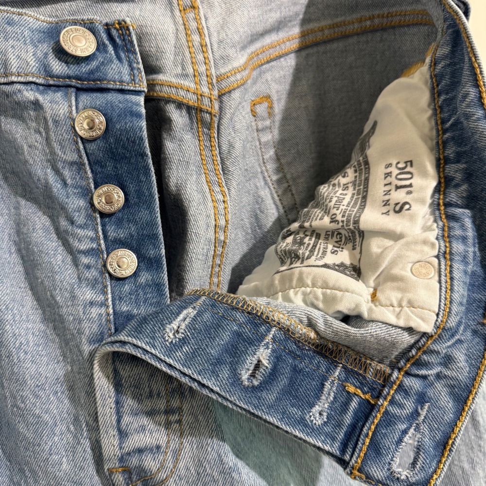 Levis Premium 501 Skinny Mens Jeans Light Wash Button Fly W34 L28 29502-0117